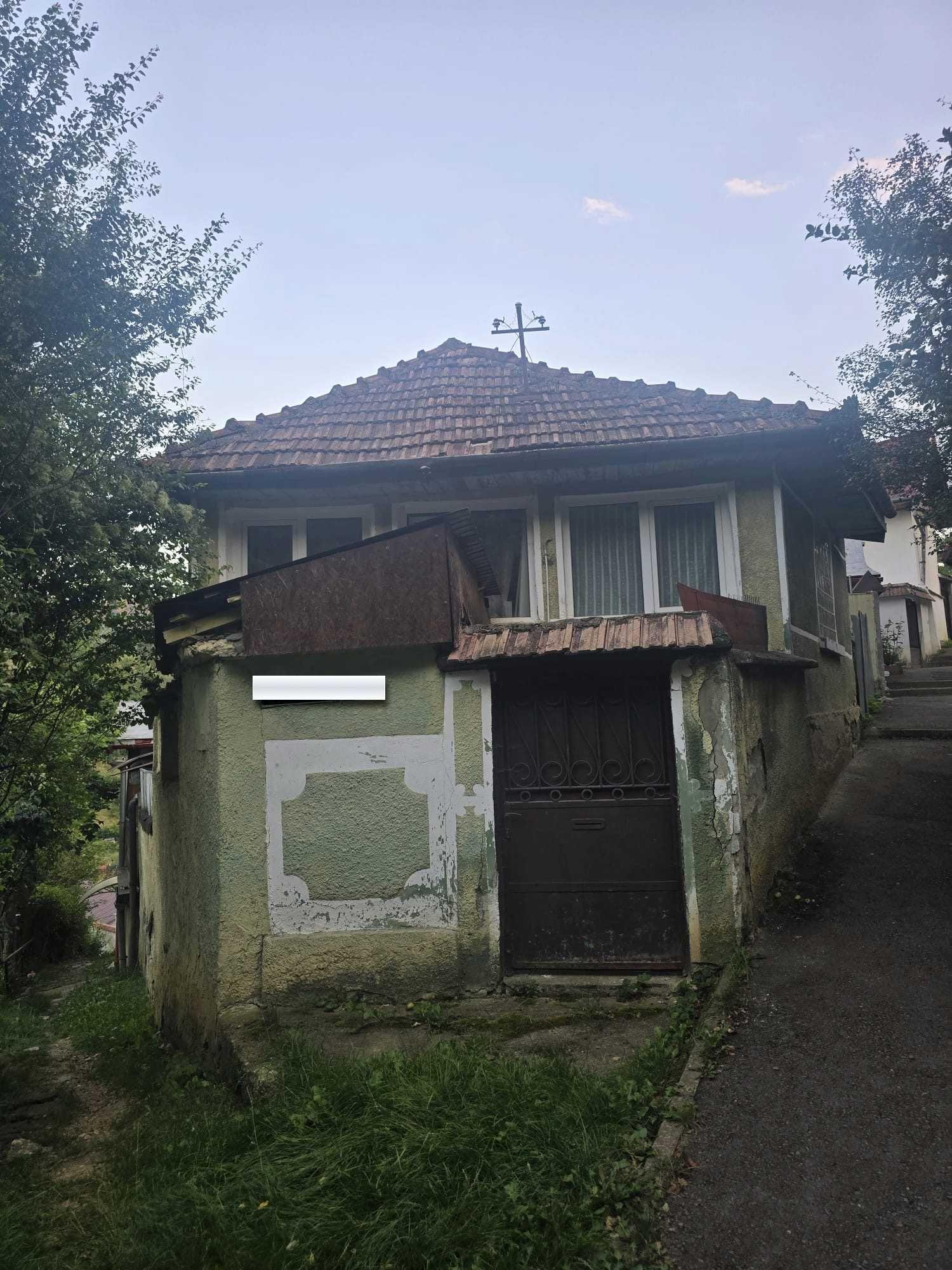 Vand Casa Brasov Zona Schei Necesita Renovare Consistenta - imagine 1