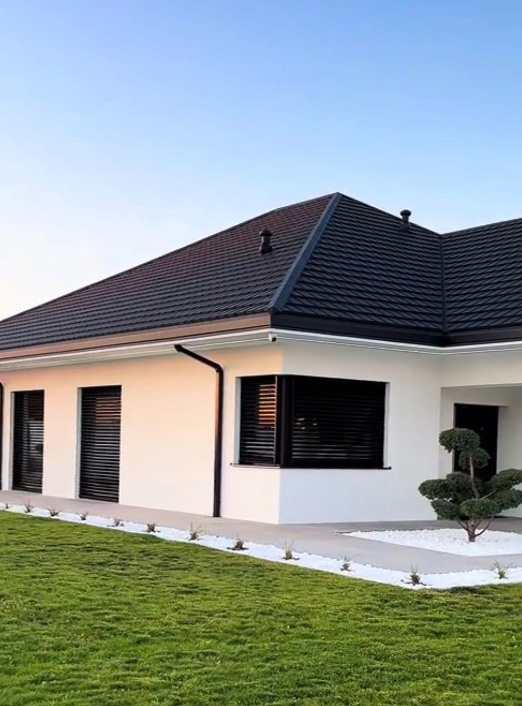 Casa la preț de apartament, Brașov / Cristian / România - imagine 1