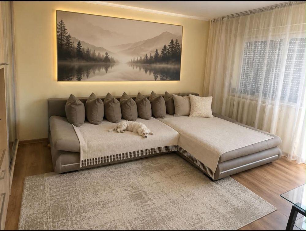 Garsonieră spațioasă și luminoasă, situată într-o zonă foarte bine conectată la oraș – ideală pentru locuit sau investiție