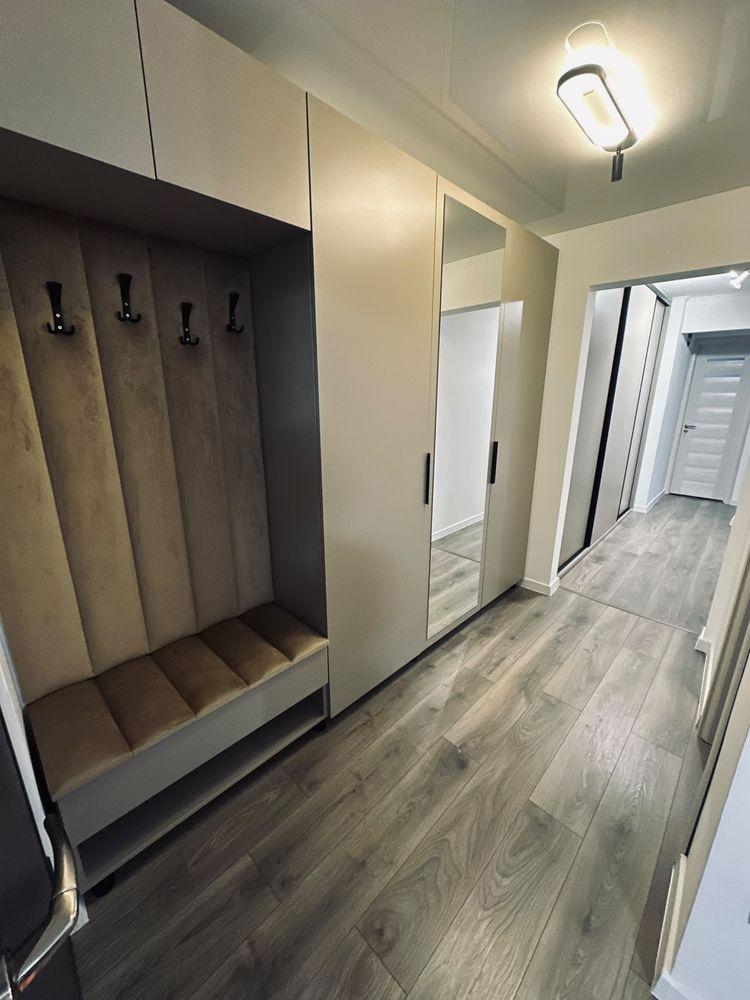 Apartament de vanzare 3 camere , decomandat -direct proprietar