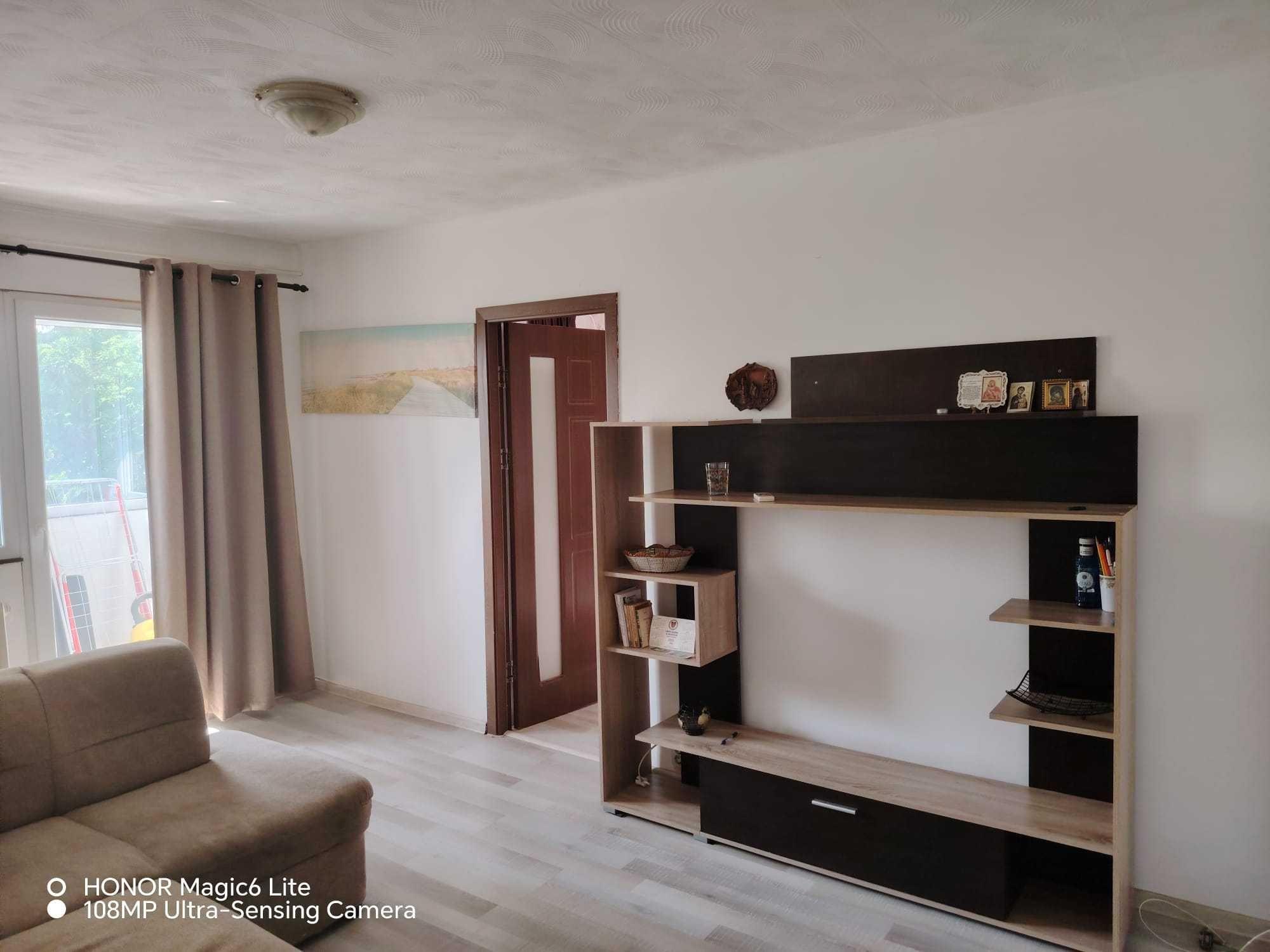 Se inchiriaza apartament 2 camere zona Doraly