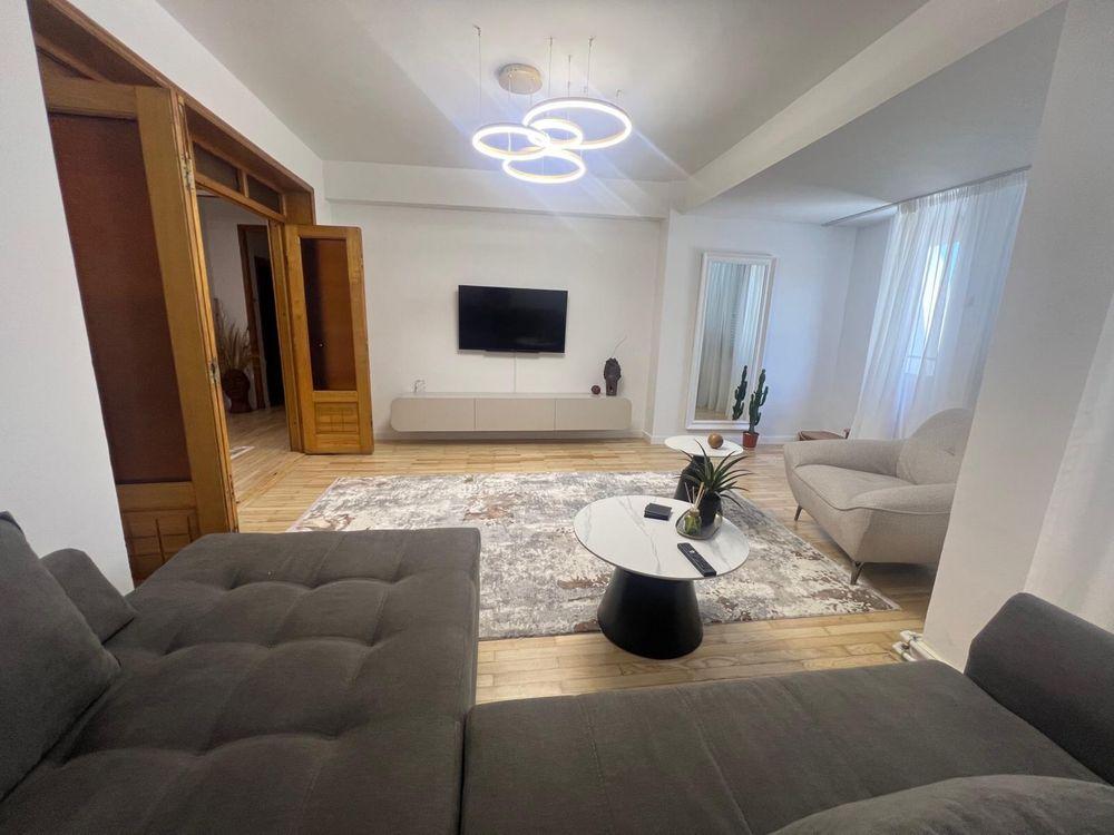 Inchiriez apartament, 3 camere, Faleza Nord, Constanta