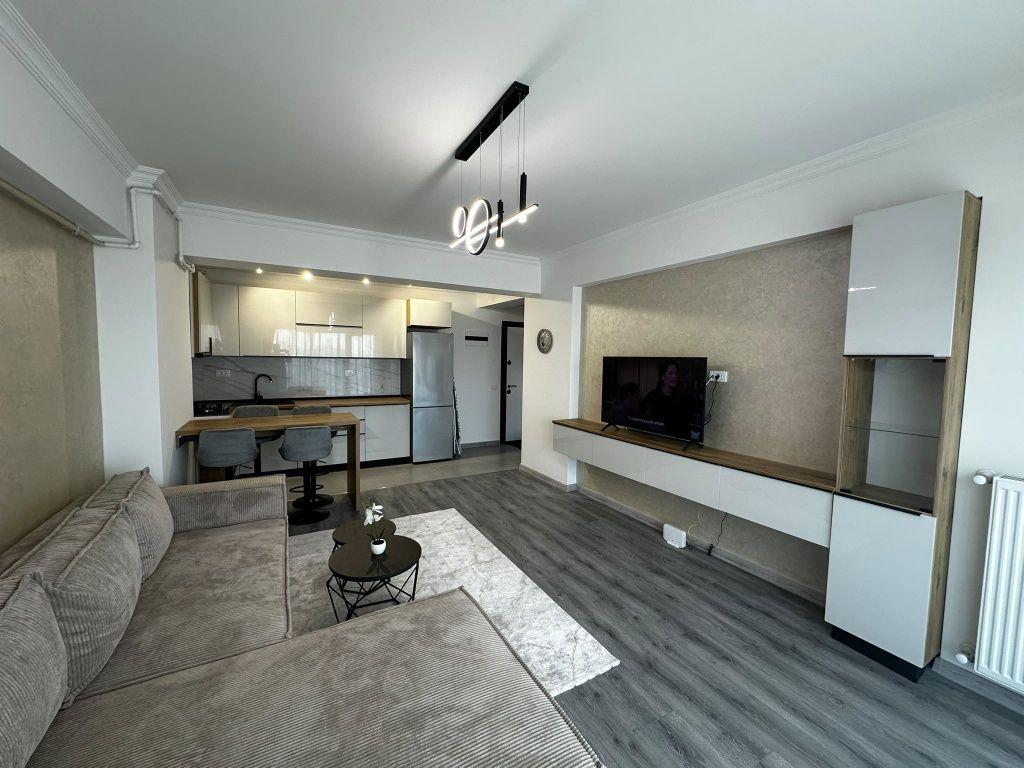 Inchiriez apartament 3 camere in Constanta