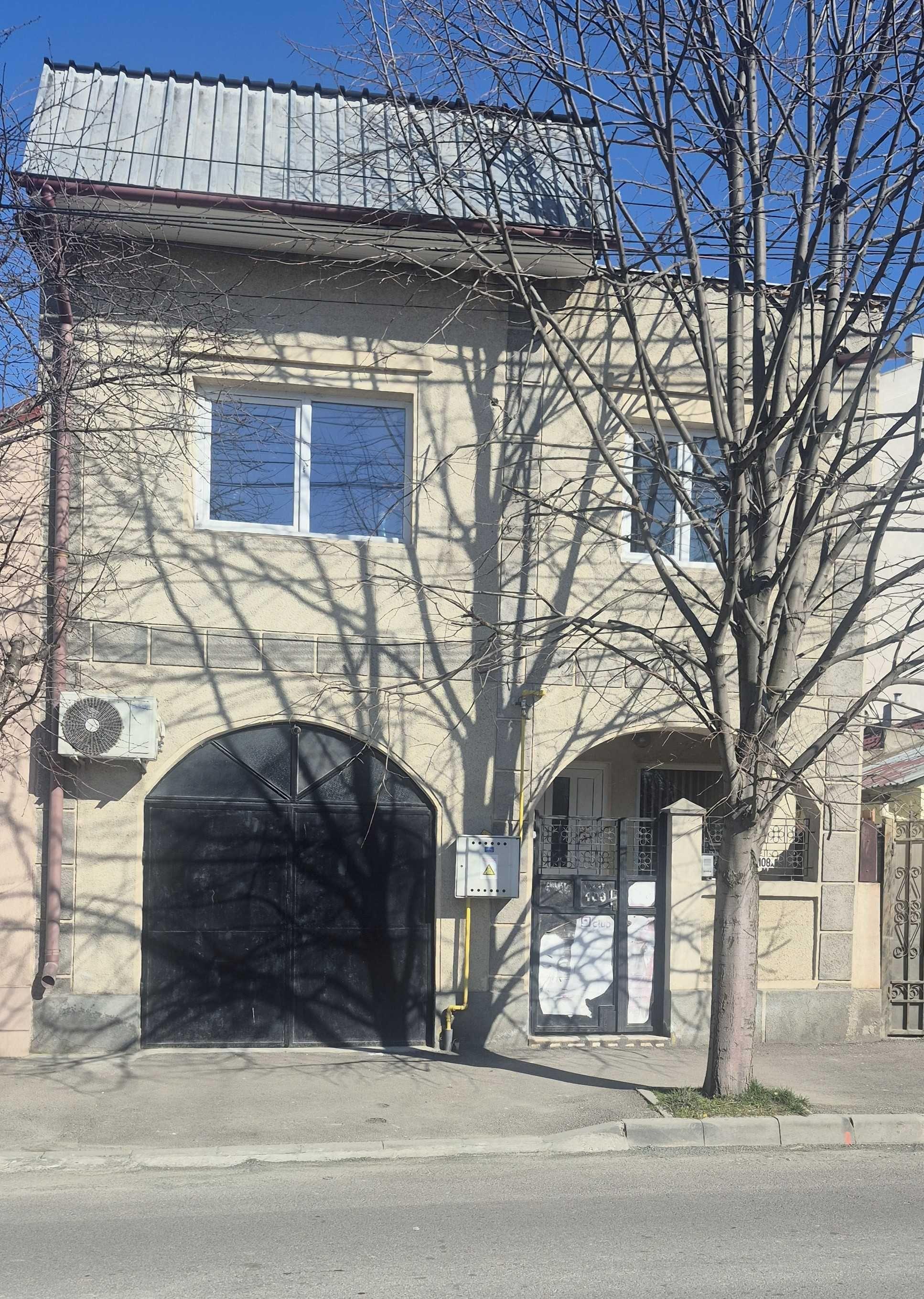 Casă de vânzare, Delfinariu, locație ideală locuit sau investiție