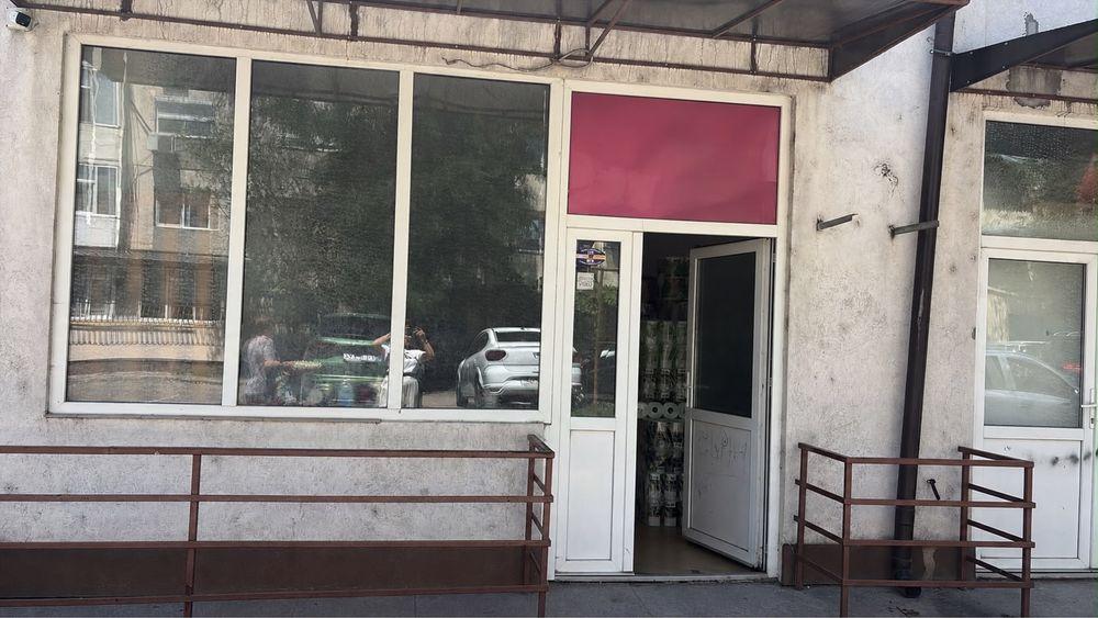spațiu de închiriat