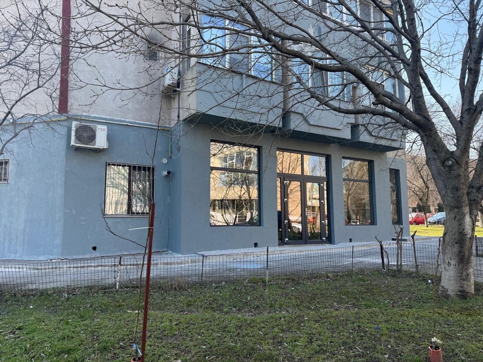 Spatiu comercial