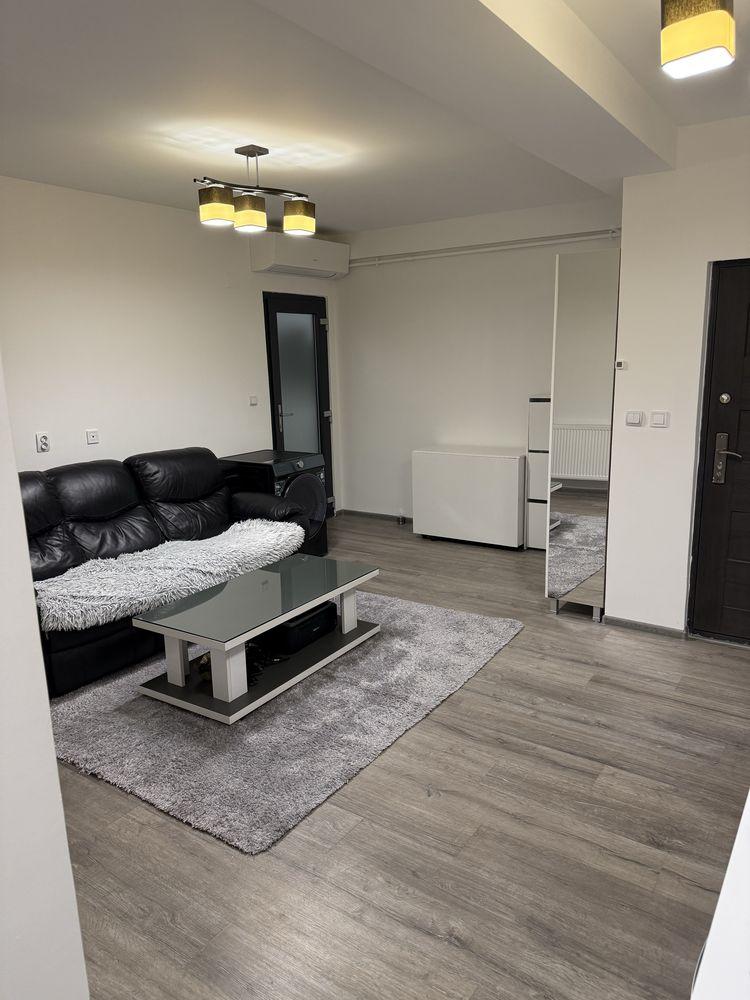 Apartament 3 camere, strada Caracal, Happy Residence