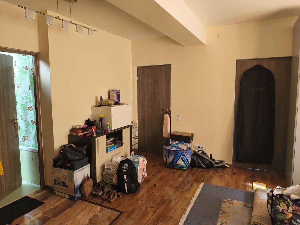 Vand apartament la casa in Grigorescu