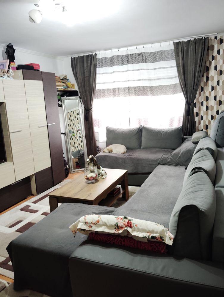 Vand apartament 3 camere !