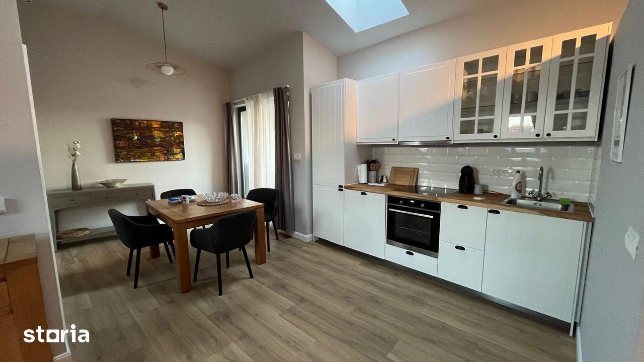 Apartament premium, 3 camere, ultracentral, la 1 minut de Piața Unirii