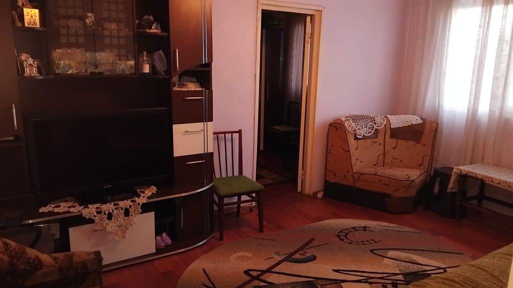 Vând apartament 3 camere - imagine 1