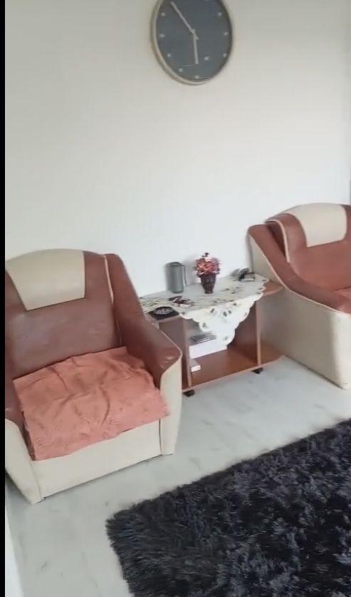 Inchiriez apartament 2 camere