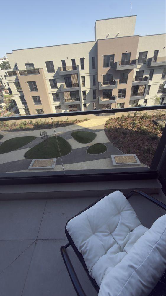 Inchiriez apartament nou