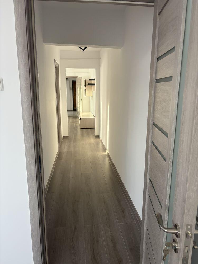 Inchiriez apartament 3 camere - imagine 1