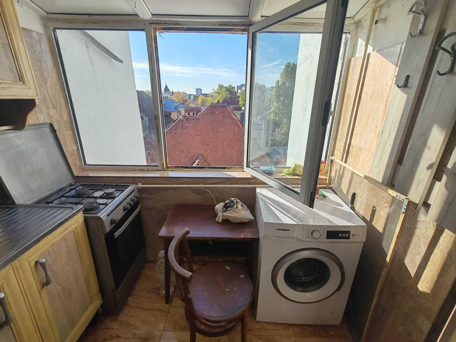 Proprietar vând apartament de 2 camere zona Dorobanți București