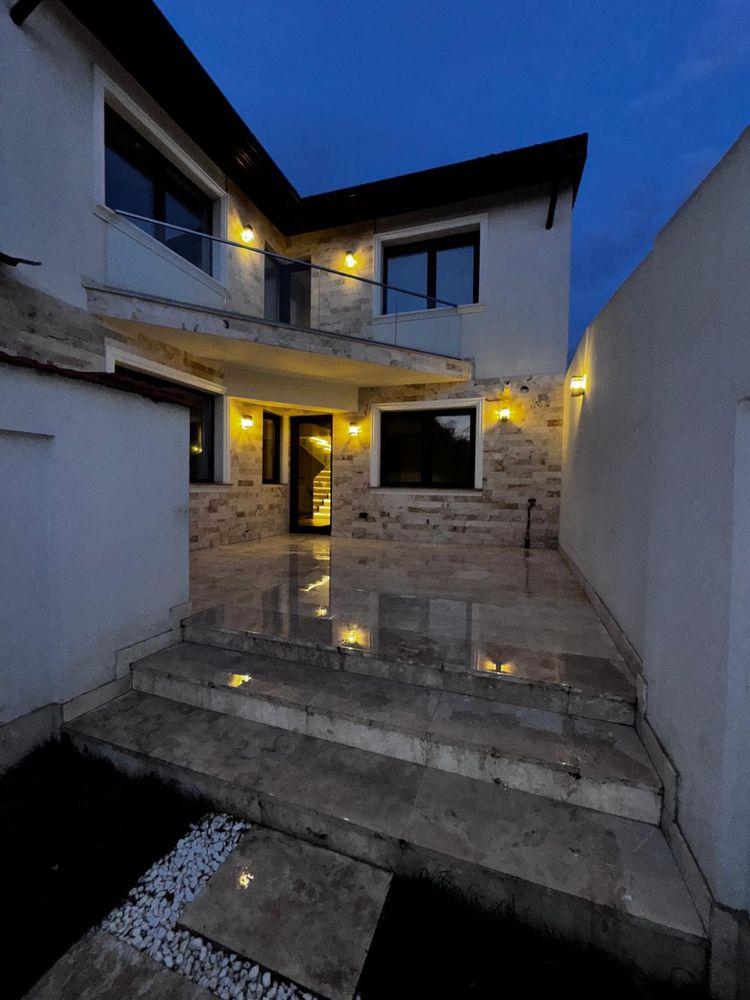 Casa de inchiriat 5 cam 3 bai finisaje lux nemobilata ideala pentru familie si sediu firma zona metrou laminorului