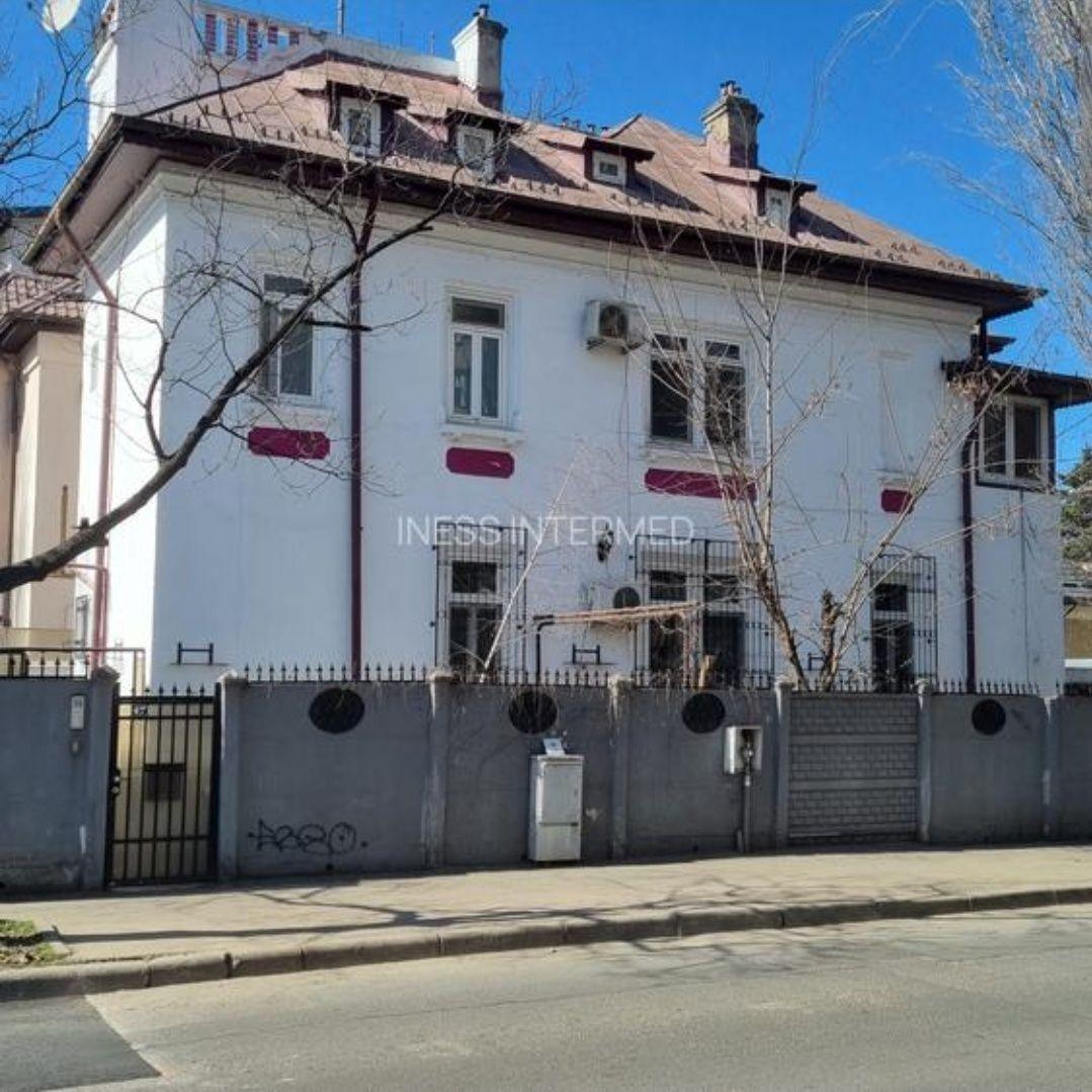 Vila Barbu Vacarescu stradal