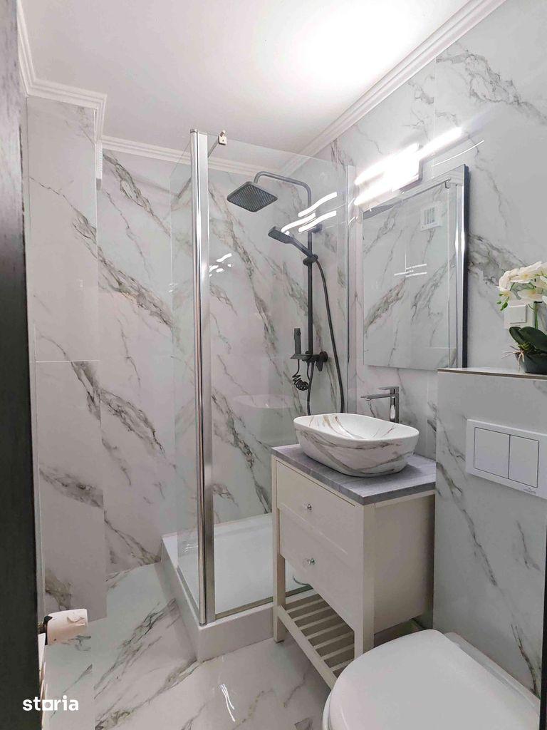 Decebal - Apartament 4 camere / Renovat complet/ Decomandat