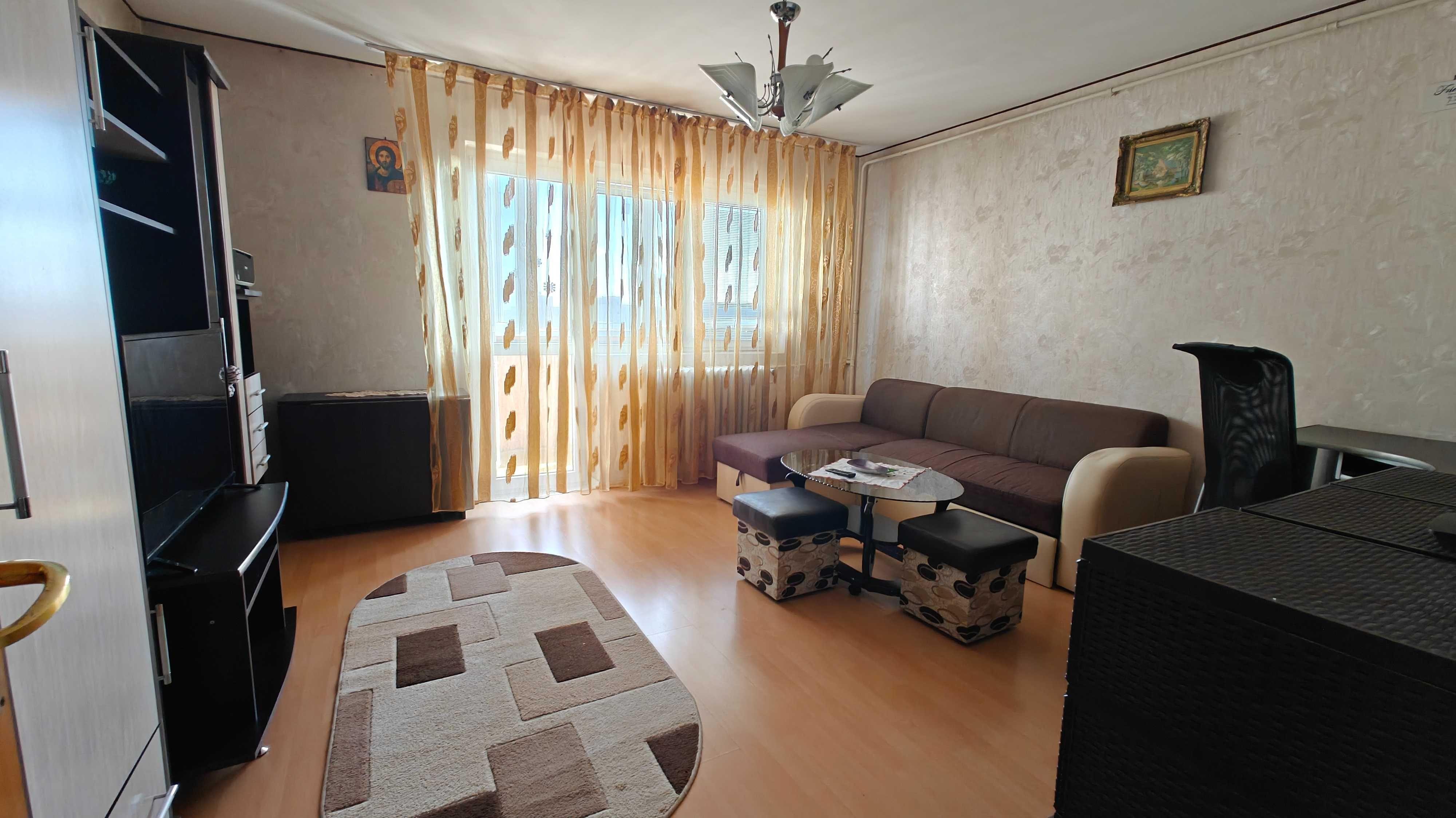 Ap 2 camere Titan, metrou N Grigorescu, decomandat, particular