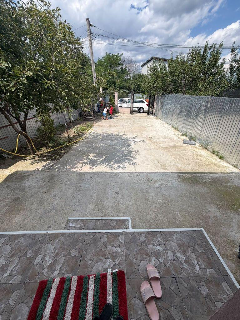 Inchiriez Casa la curte , 350mp , toate utilitatile , totul nou. - imagine 1