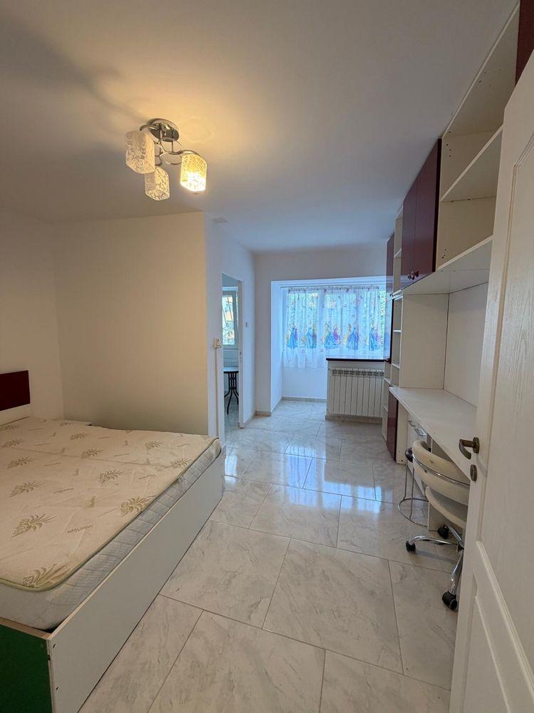 Propietar inchiriez garsoniera cu balcon in zona Petre Ispirescu , sector 5 la 10 minute de Piata Unirii - imagine 1