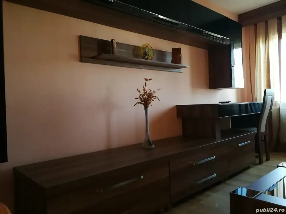 Apartament 4 camere 1 Mai exclus AGENȚII IMOBILIARE