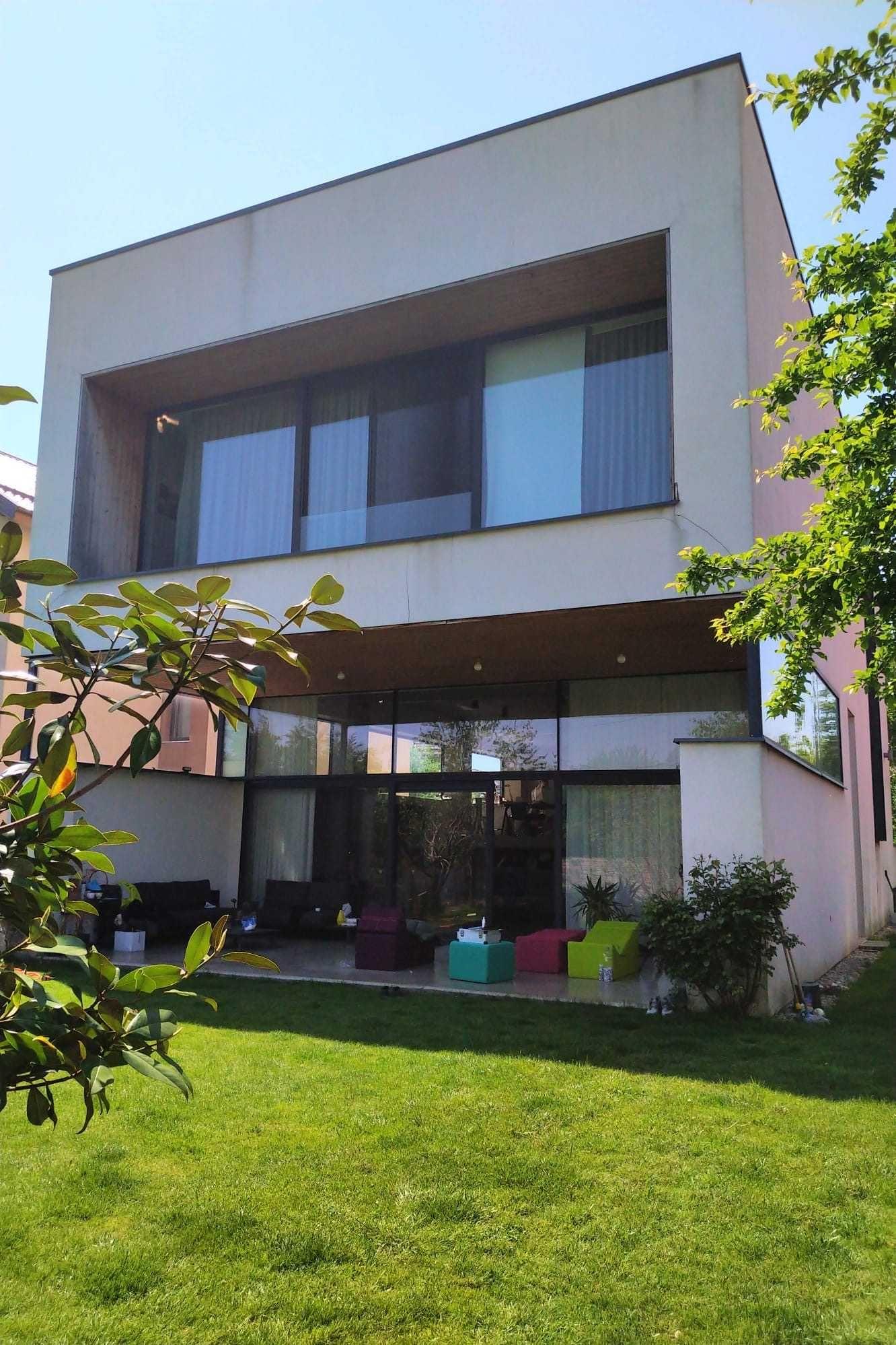 Inchiriez Casă Individuală Spațioasă – Zona Prelungirea Ghencea - imagine 1