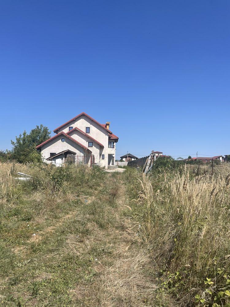 Casa si teren de vanzare - imagine 1
