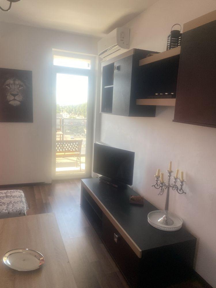 Vand apartament cu 3 camere decomandat in Popesti Leordeni