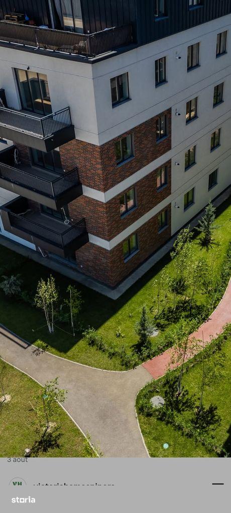 Apartament 2 camere, etaj 3, mobilat, cu terasă