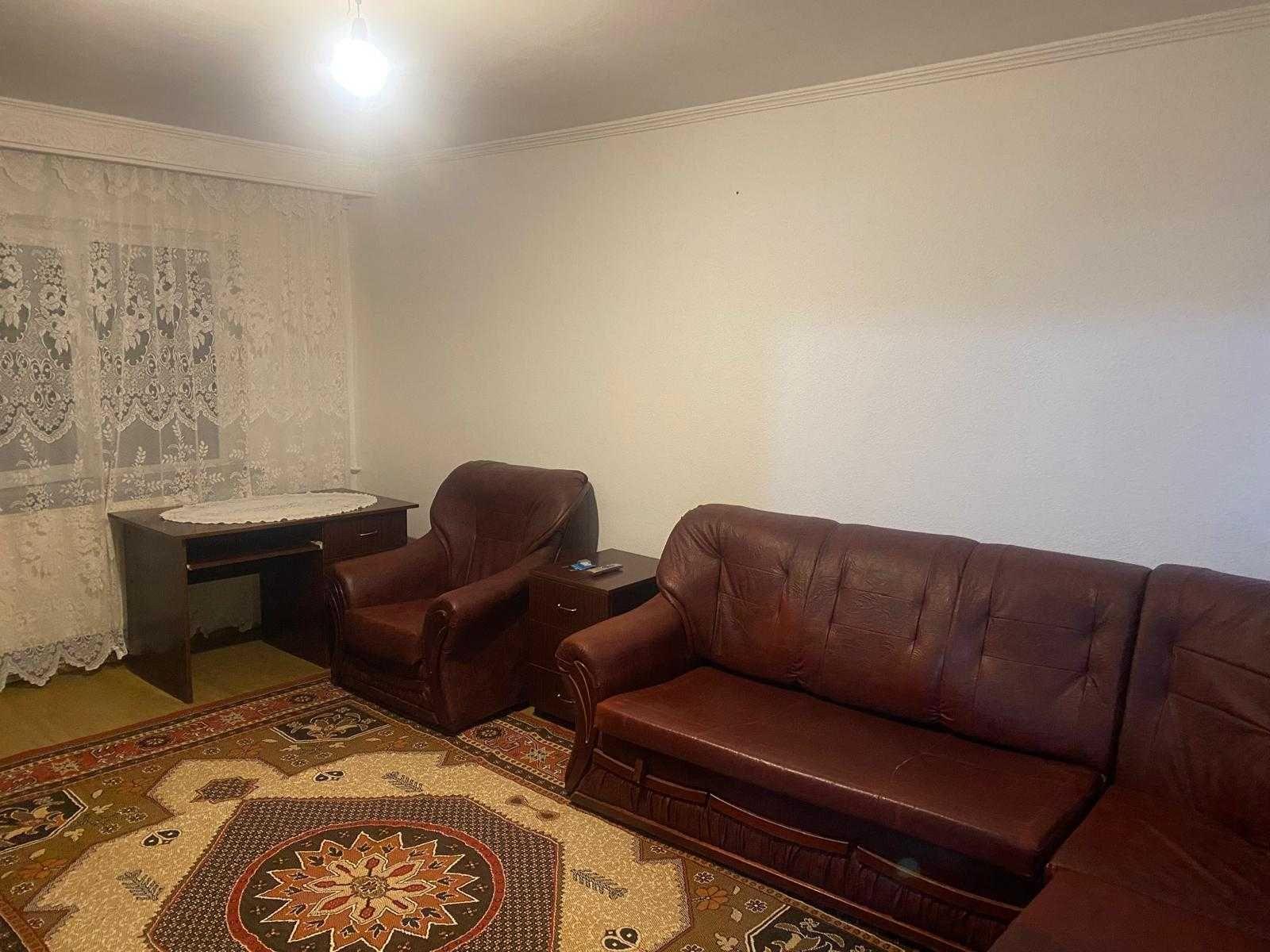 Apartament 3 camere Exercitiu, decomandat, centrala termica - imagine 1