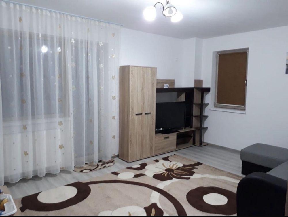 Inchiriez apartament nou 2 camere in zona Trivale
