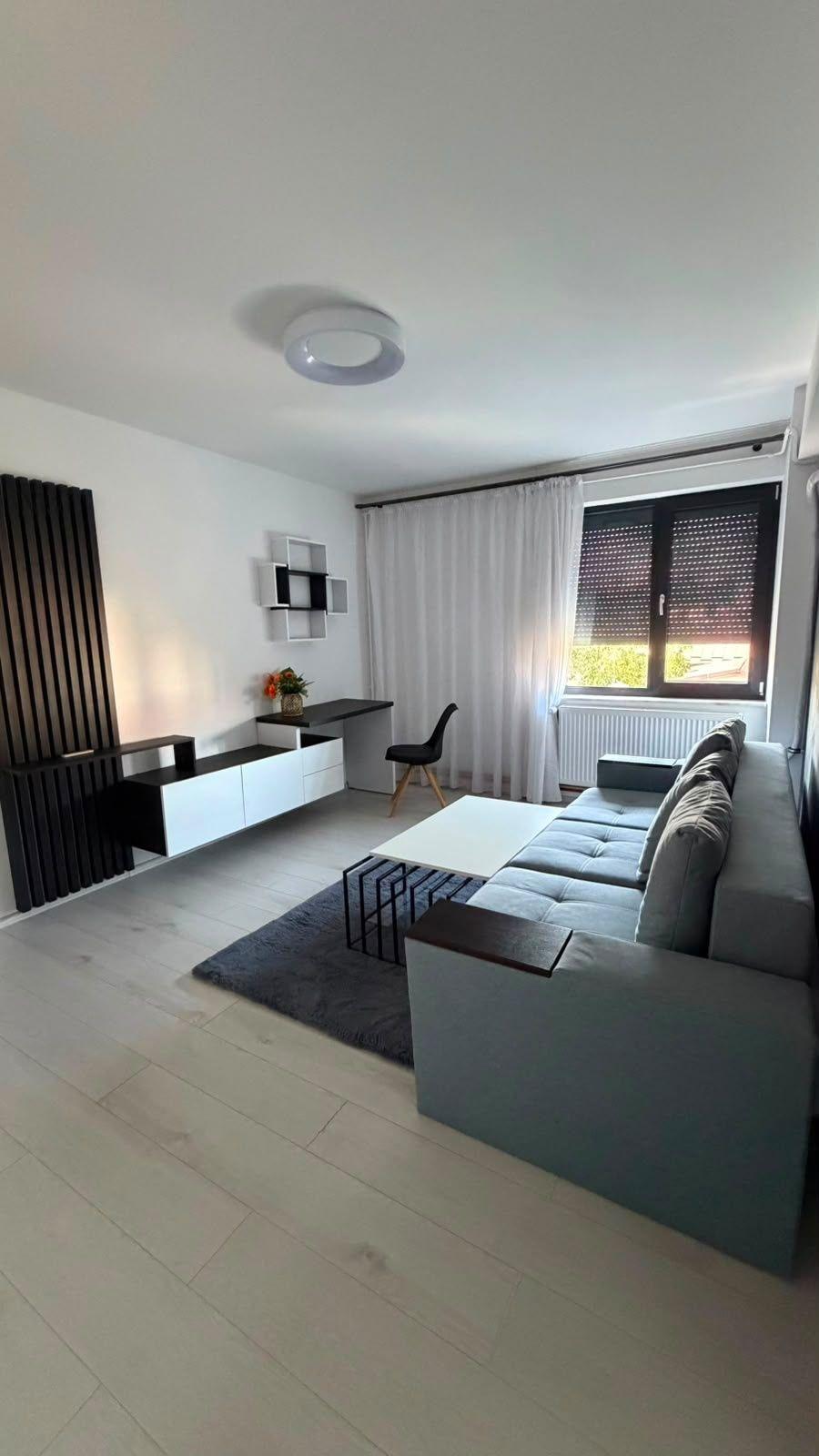 Aparrament cu doua camere ultramodern, uotracentral