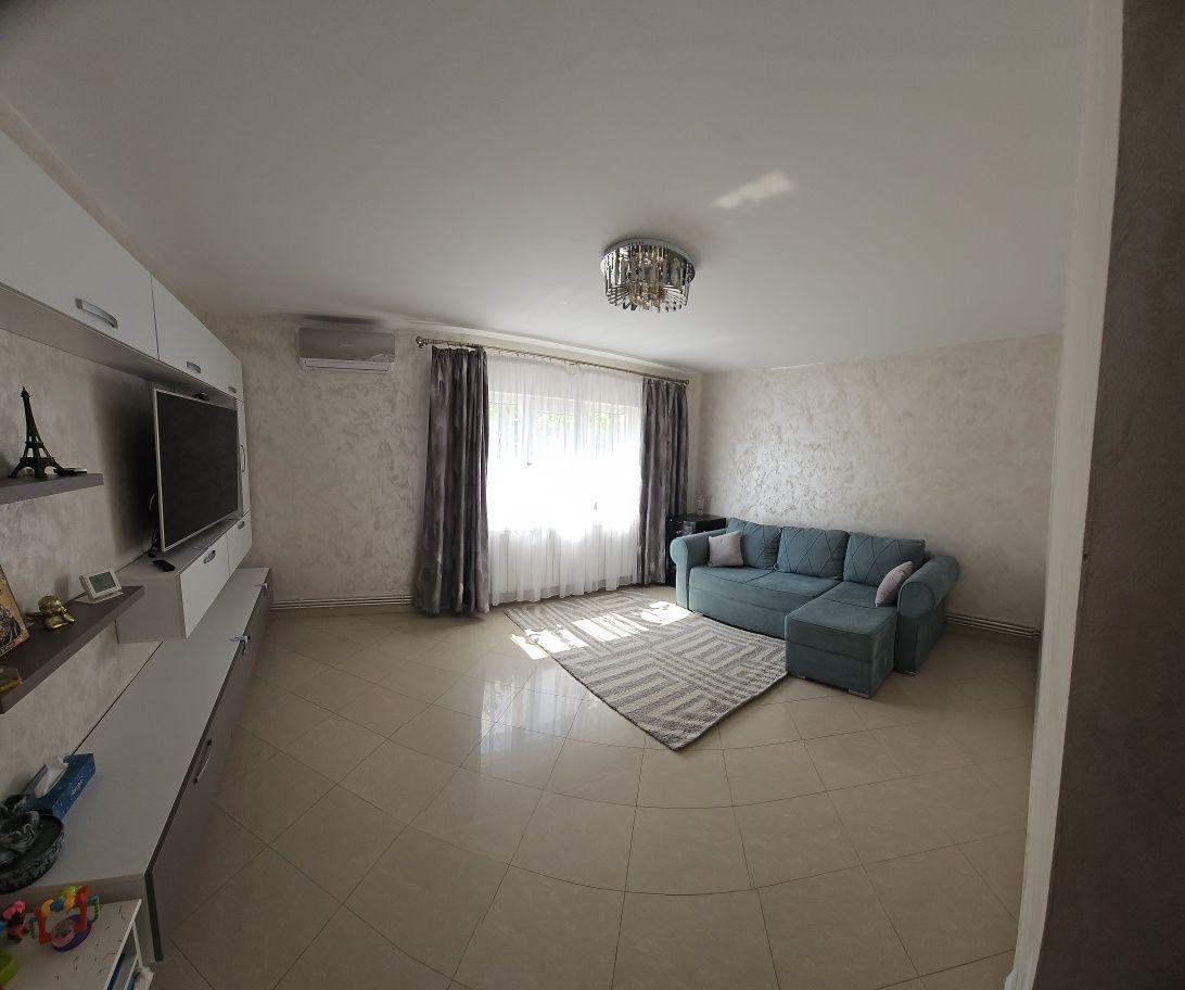Apartament 3 camere,Mobilat,Langa Spitalul Judetean.