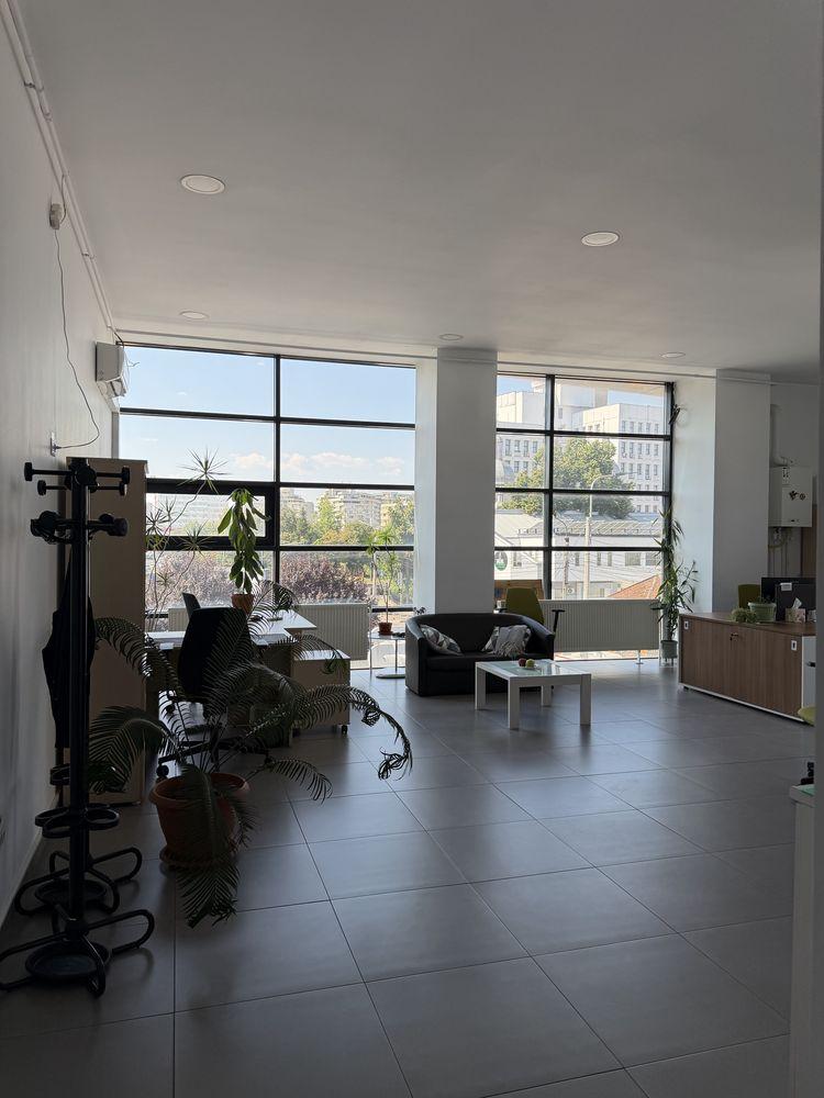 Spatiu comercial de inchiriat, zona centrala - imagine 1