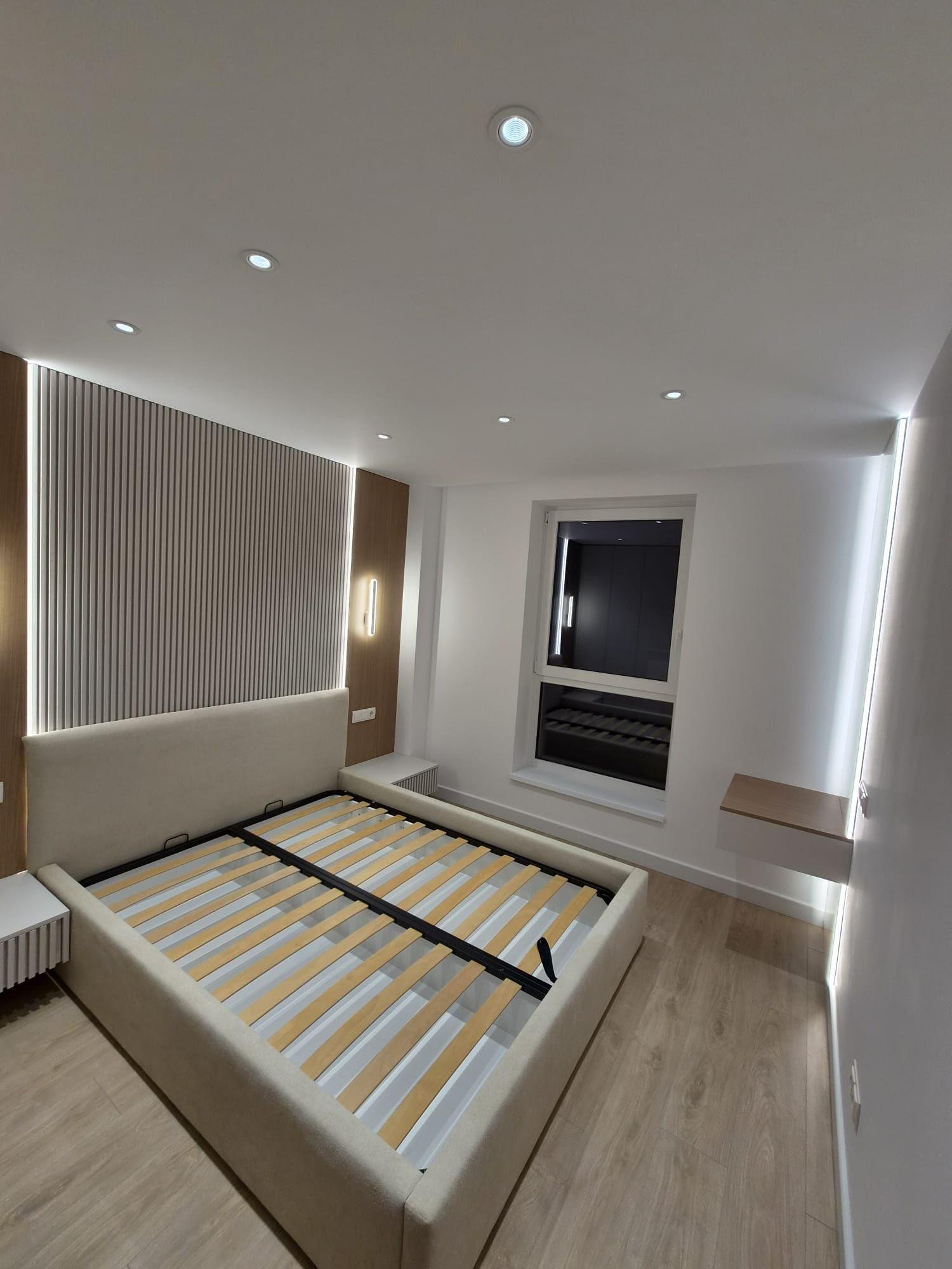 Vând apartament mobilat + loc parcare privat