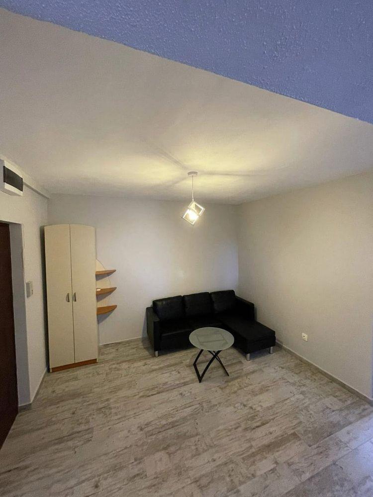Dau in chirie apartamnet
