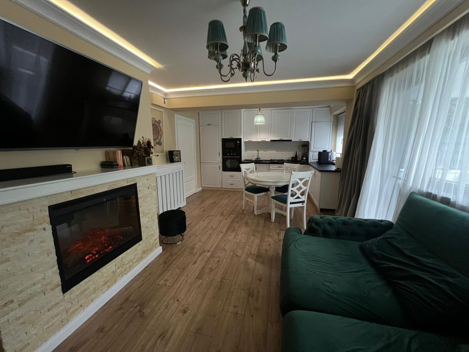 Persoana fizica, apartament cu gradina 140mp