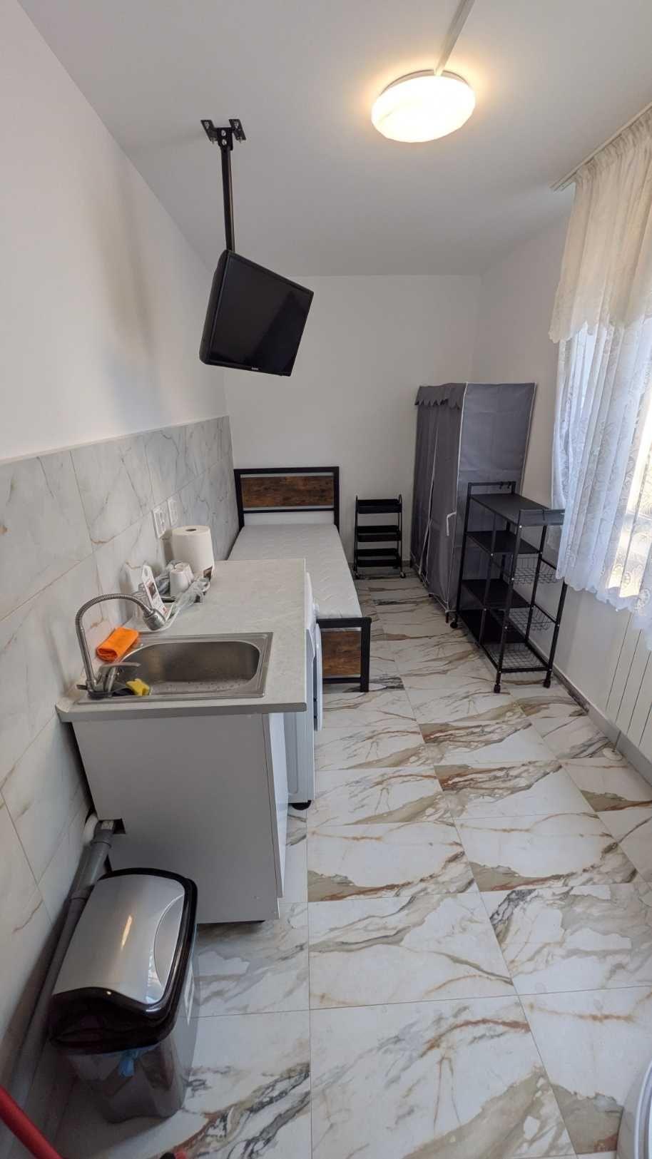 Persoana fizica inchiriez camera camin Bucsinescu
