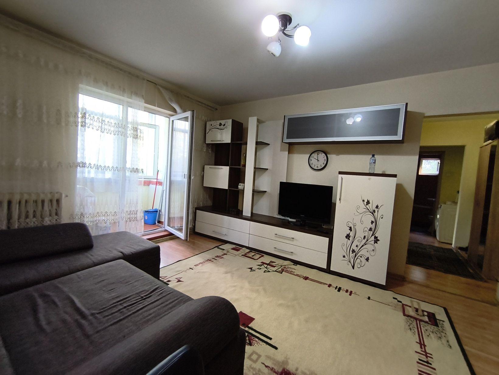 Apartament cu doua dormitoare +living in Mircea cel Batran
