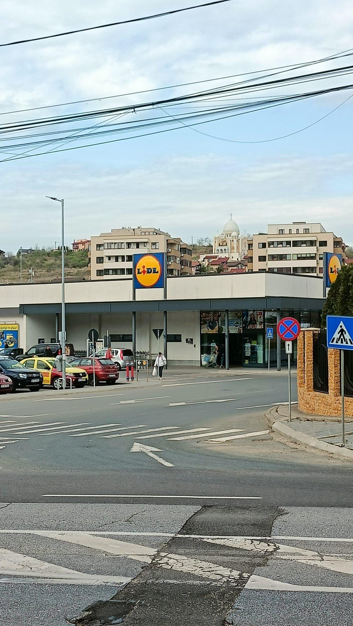 P.F. Închiriez apartament Lidl Bucuum