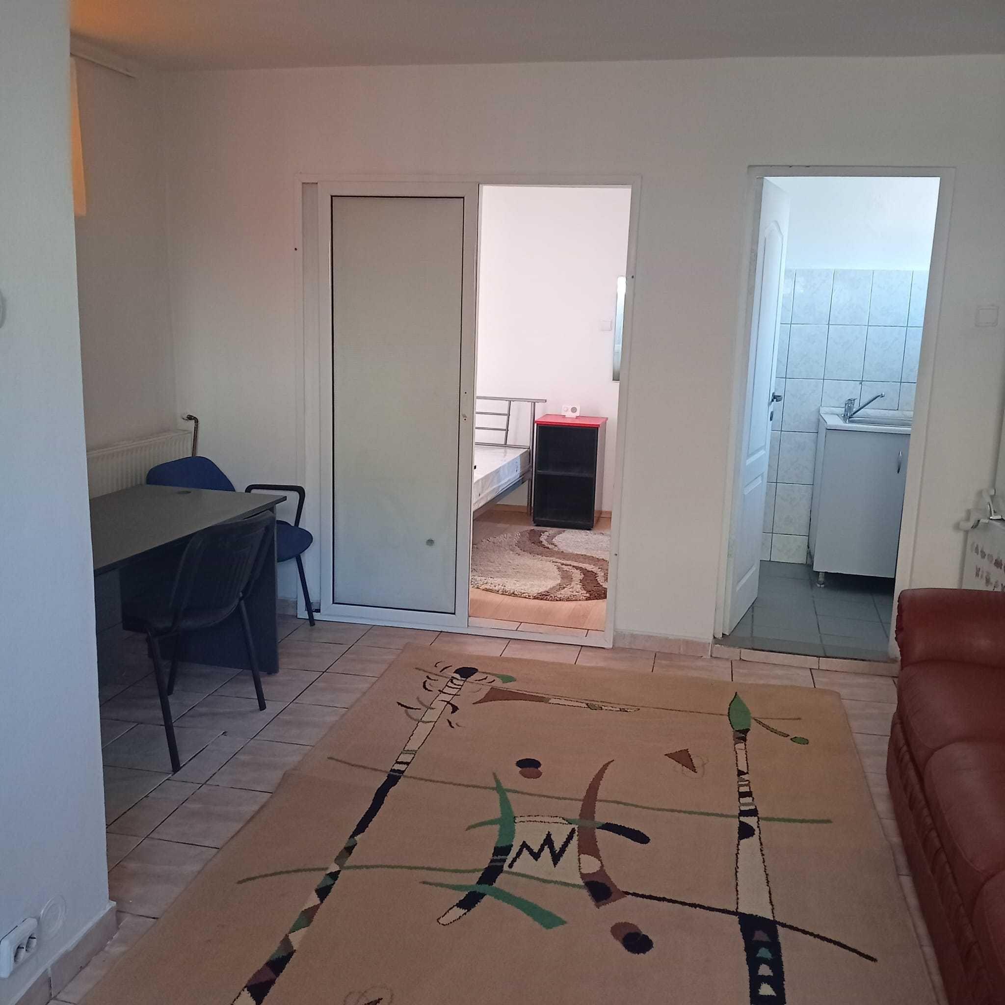 Inchiriez Apartament in Bucsinescu La Casa