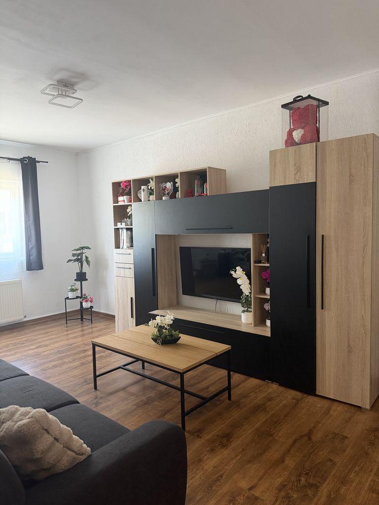 Vând apartament 3 cameră  Periferie,Arad  80 mp  1990
