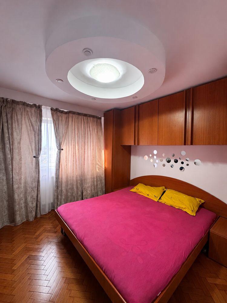 Vand apartament 2 camere- Bulevardul Unirii Sud