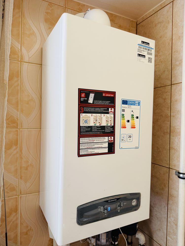 Vand apartament 2 camere