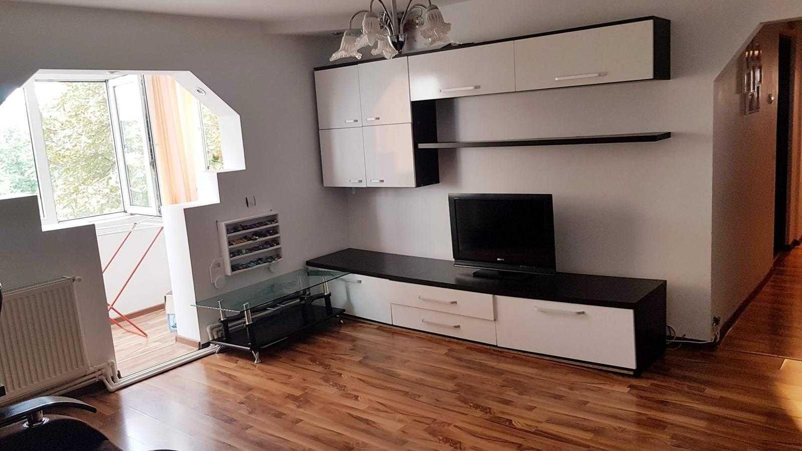 Apartament 3 camere zona Micro 3