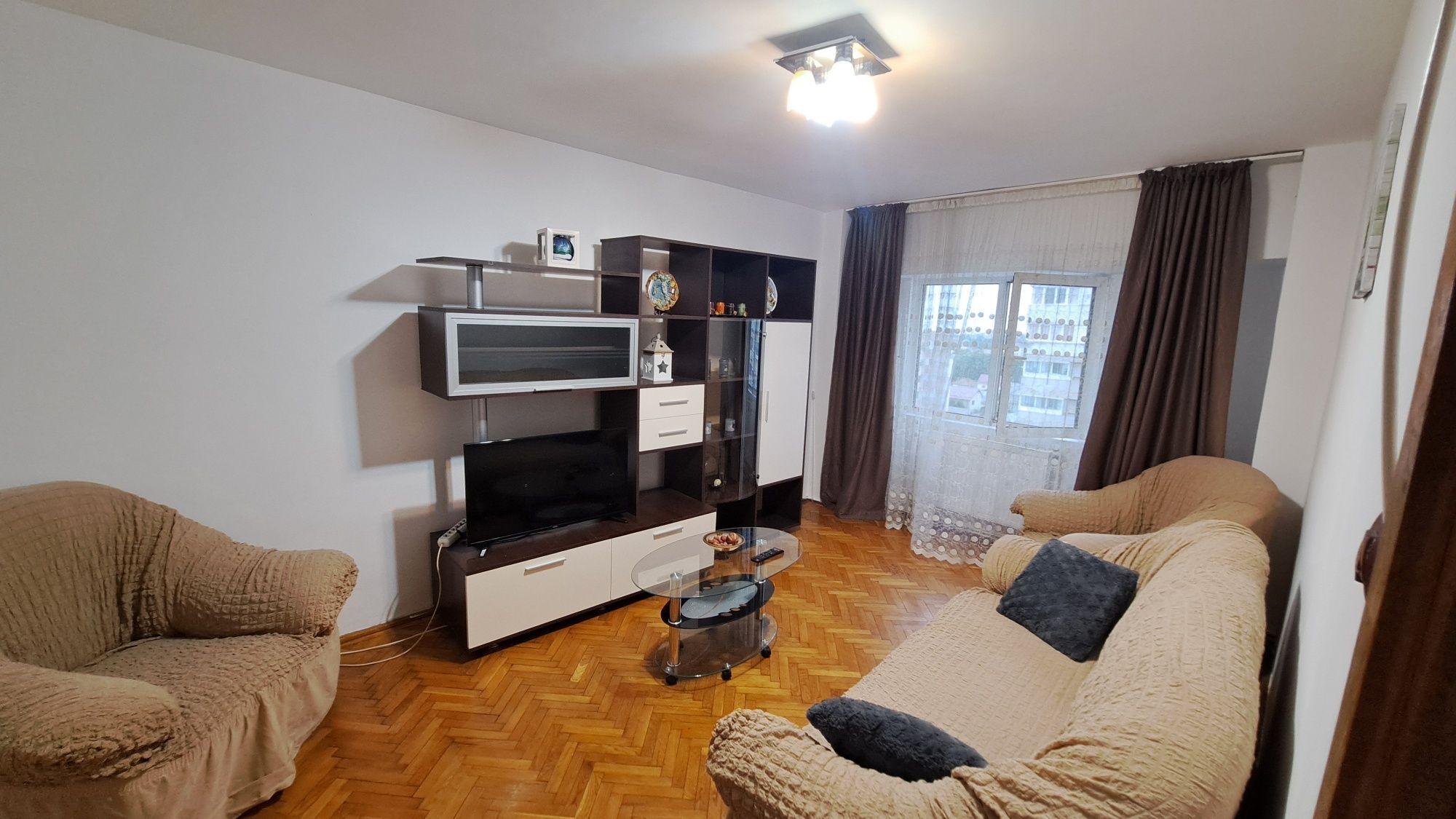 Apartament 3 camere decomandat,   80mp , 2 grupuri sanitare
