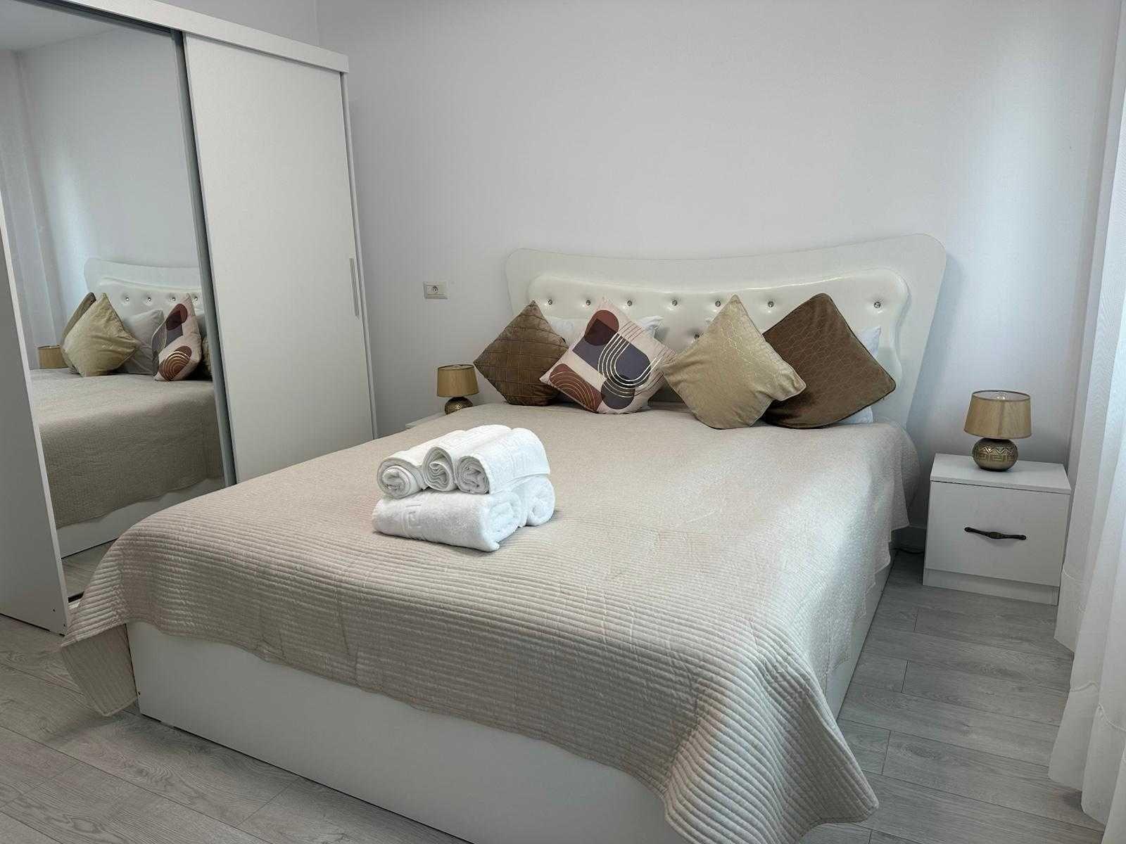 Inchiriez aparatment 2 camere Bacau
