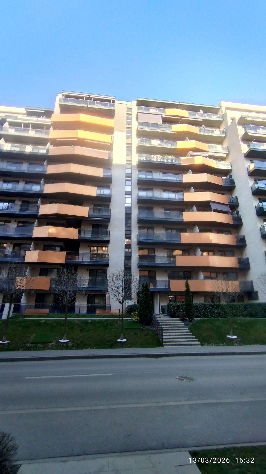 PF vând apartament în Grand Park Residence (Str. Soporului)