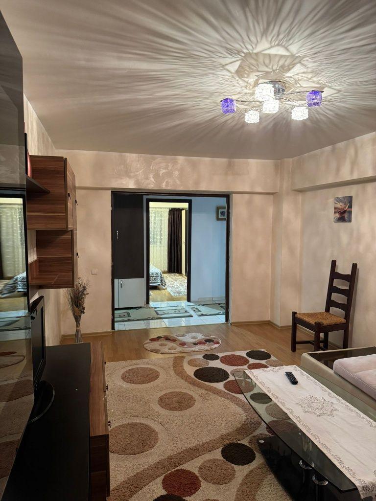 Chirie apartment 4 camere - imagine 1